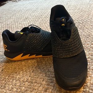 Michigan Wolverines Jordan Brand Grind 2 Running Shoes - Navy/Maize